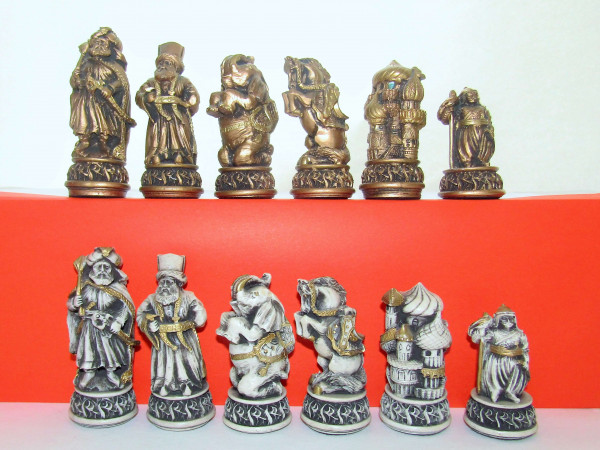 Schachfiguren " Indische Mythologie" aus Meerschaum