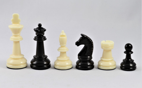 Turnierschachfiguren, (K95)