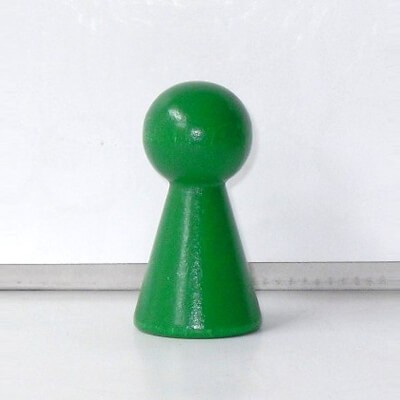 Figurenkegel , Spielfigur "Titan", Halmakegel aus Holz (60 mm), grün