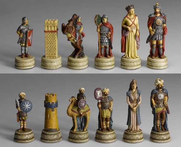 Schachfiguren Römer vs. Araber