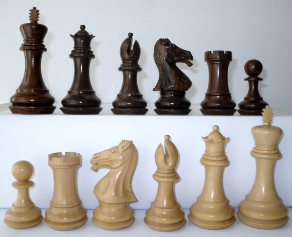 Schachfiguren Carneige