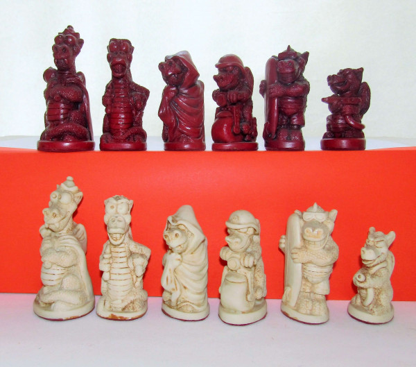 Schachfiguren " Wesen aus dem Zauberwald "